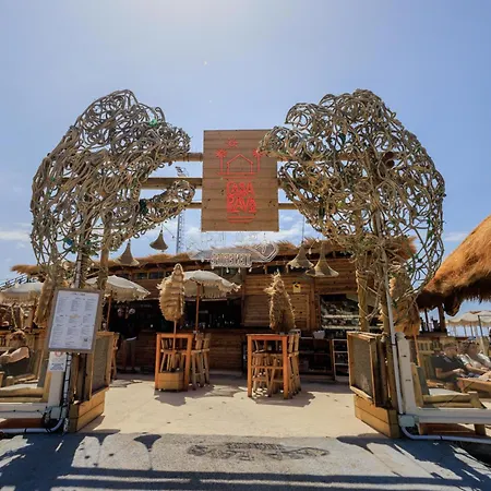 In Cristianos- Anita Del Mar *