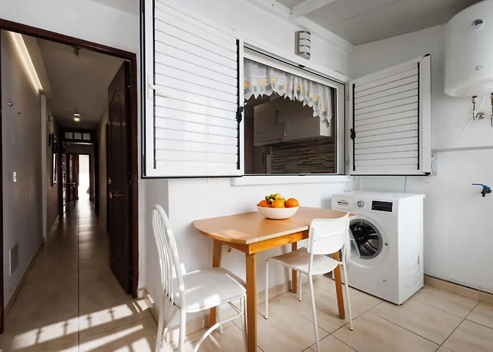 In Cristianos- Anita Del Mar