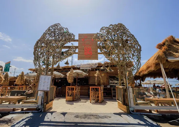 In Cristianos- Anita Del Mar *